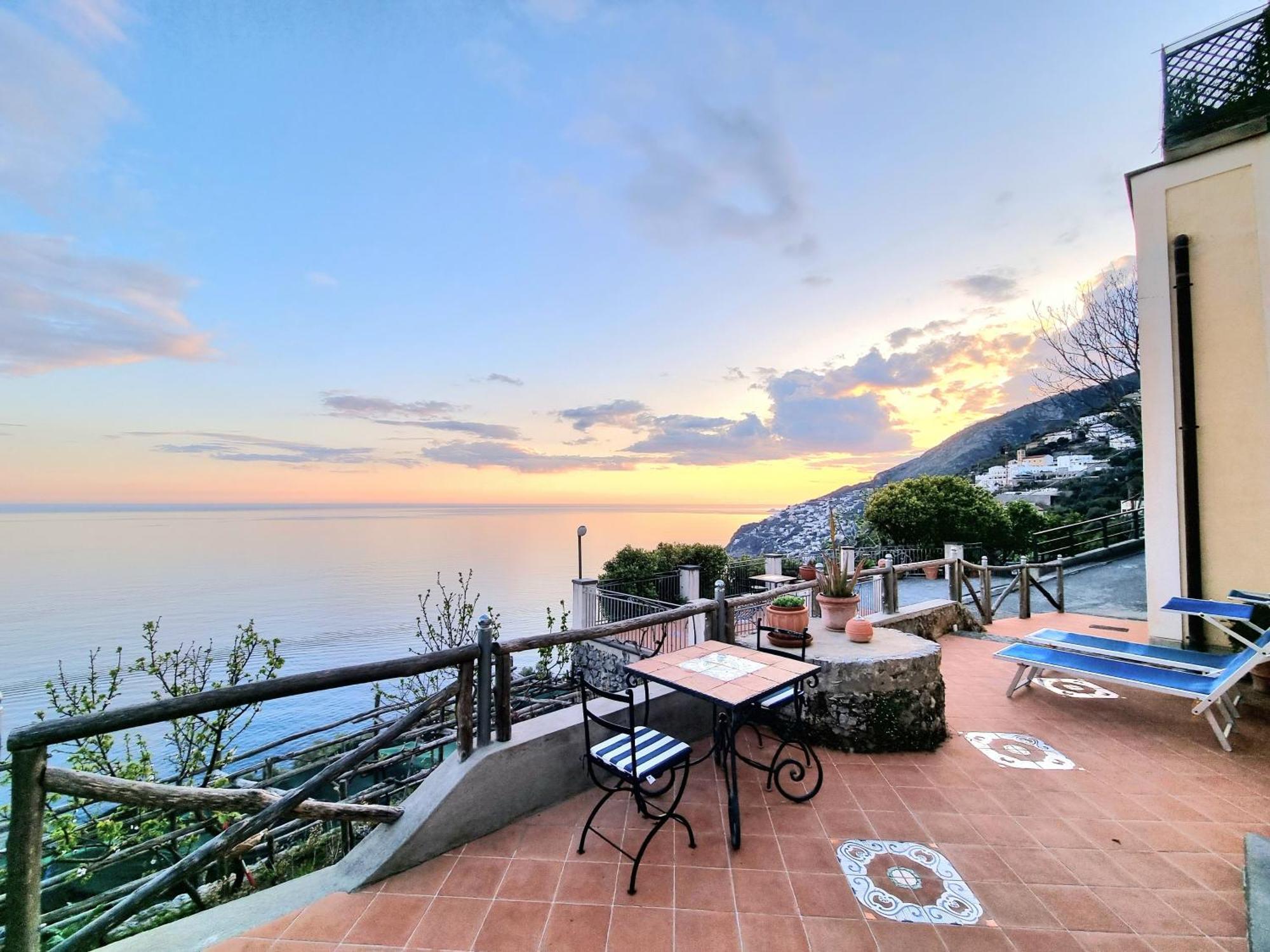 Il Limoneto Apartment Furore Luaran gambar